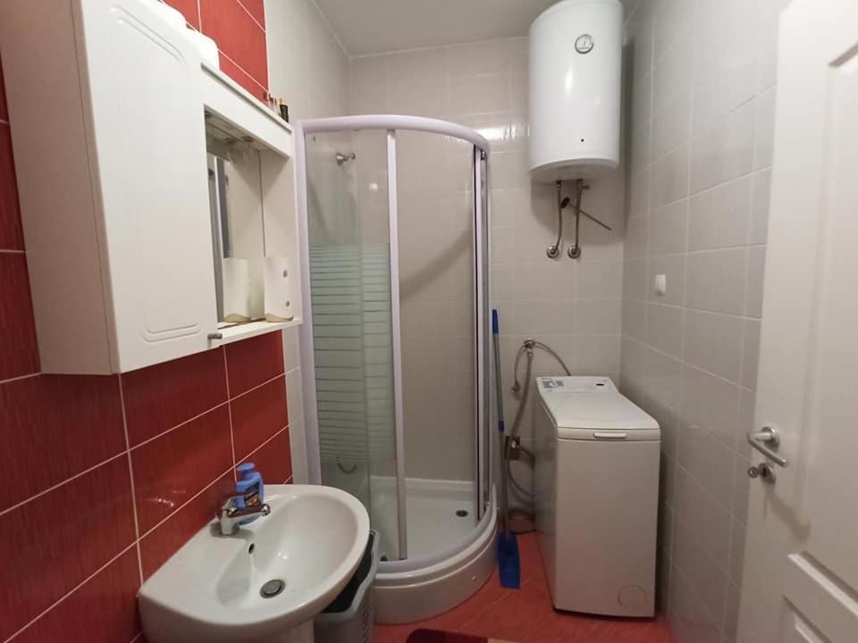 Hotel Omega Doboj Zewnętrze zdjęcie